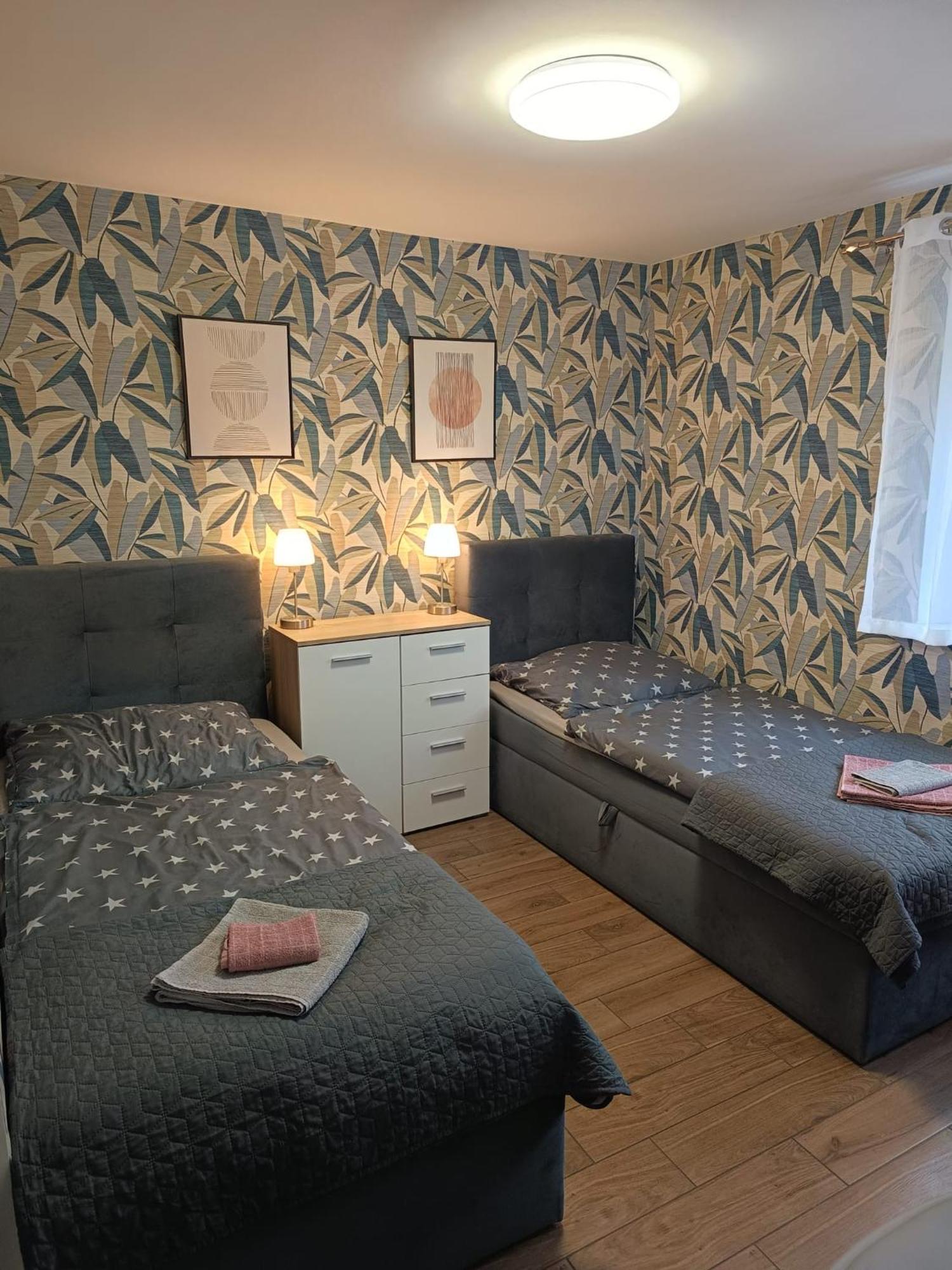 Apartament Japko Gliwice Buitenkant foto